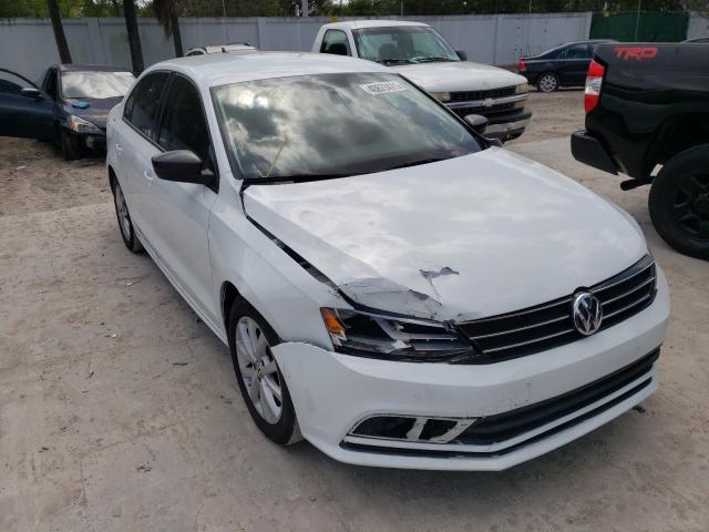 VOLKSWAGEN NULL 2015 3vwd17aj6fm331375