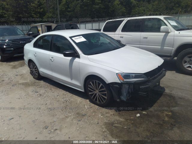 VOLKSWAGEN NULL 2015 3vwd17aj7fm204926