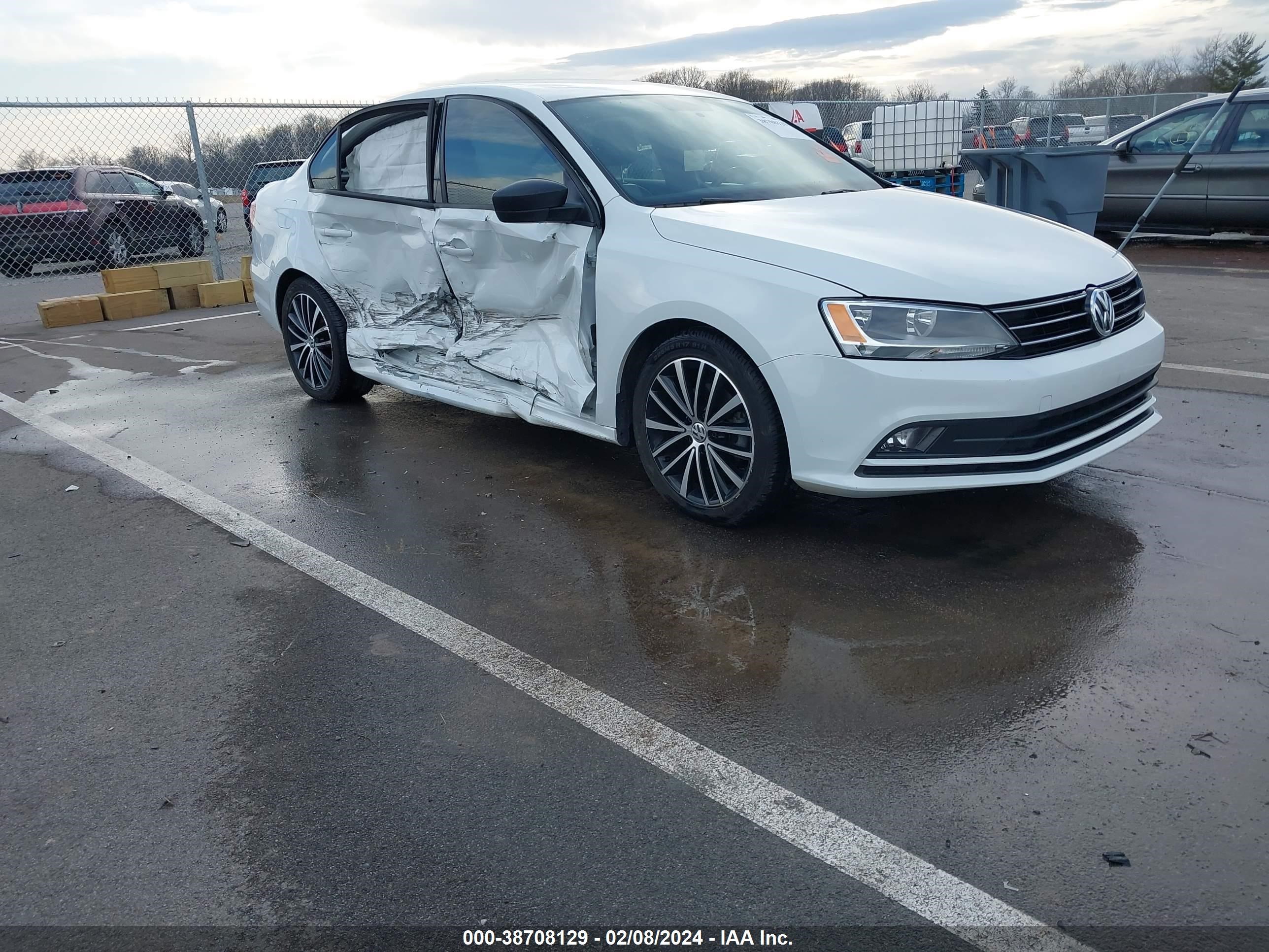 VOLKSWAGEN JETTA 2016 3vwd17aj8gm343951