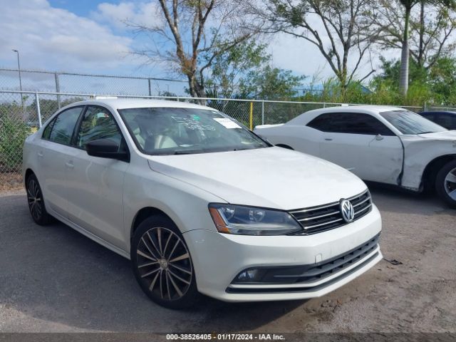 VOLKSWAGEN JETTA 2017 3vwd17aj8hm398417