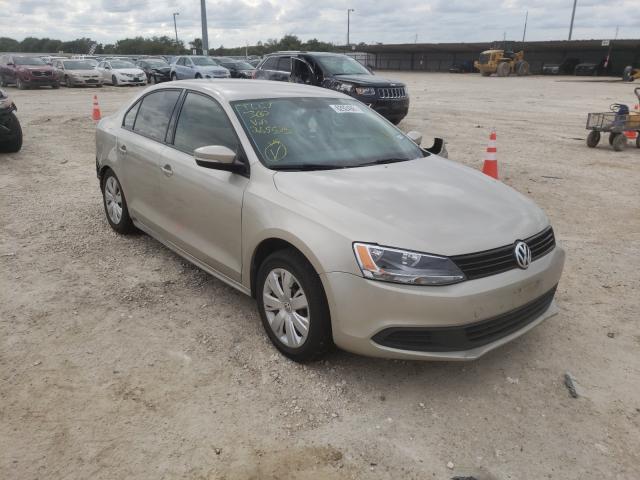 VOLKSWAGEN JETTA SE 2014 3vwd17ajxem265525