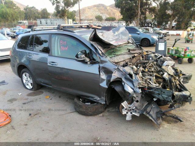 VOLKSWAGEN GOLF 2018 3vwd17au8jm768474