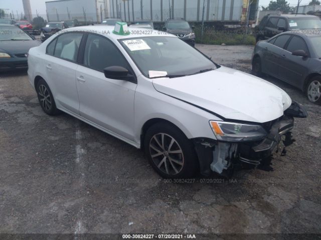 VOLKSWAGEN NULL 2016 3vwd67aj1gm208506