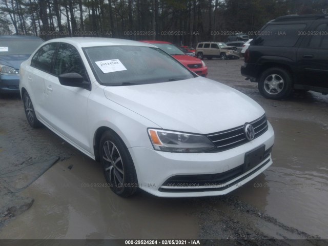 VOLKSWAGEN NULL 2016 3vwd67aj1gm220283