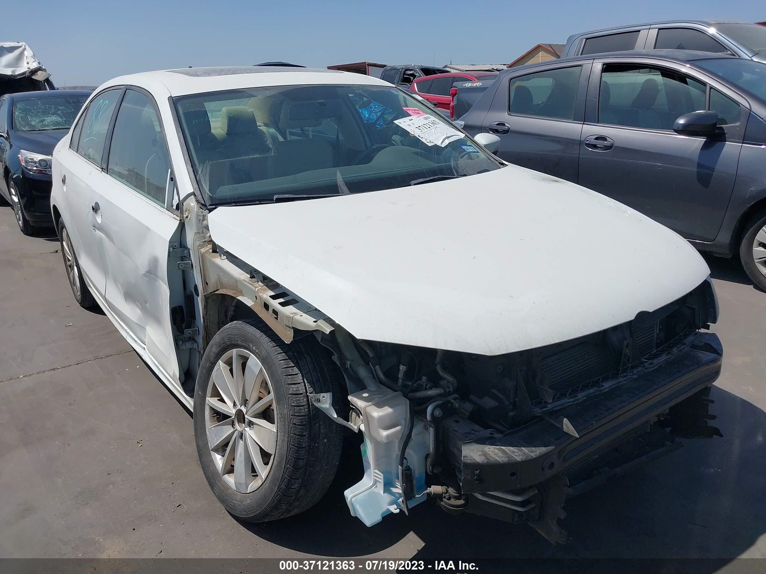 VOLKSWAGEN JETTA 2016 3vwd67aj1gm365713