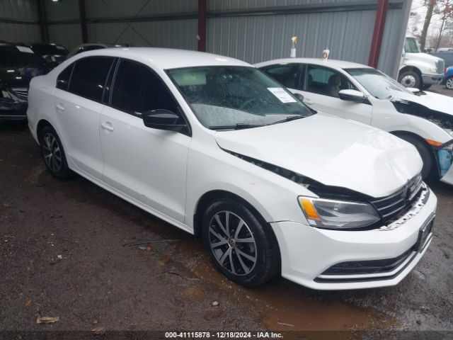 VOLKSWAGEN JETTA 2016 3vwd67aj2gm238615