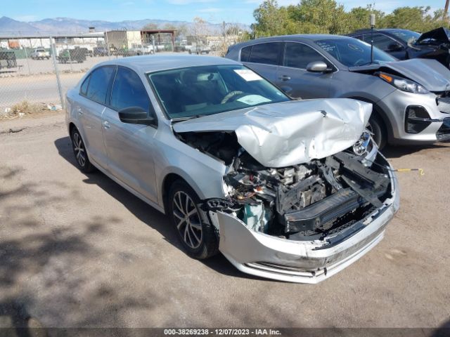 VOLKSWAGEN NULL 2016 3vwd67aj2gm254510