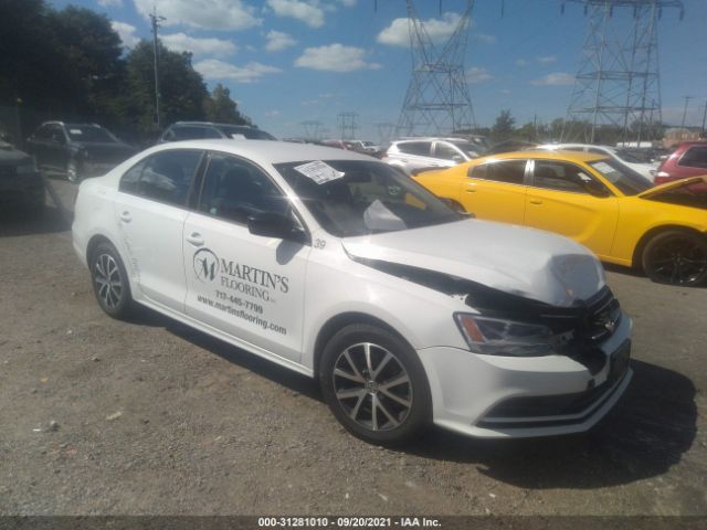 VOLKSWAGEN NULL 2016 3vwd67aj2gm261960