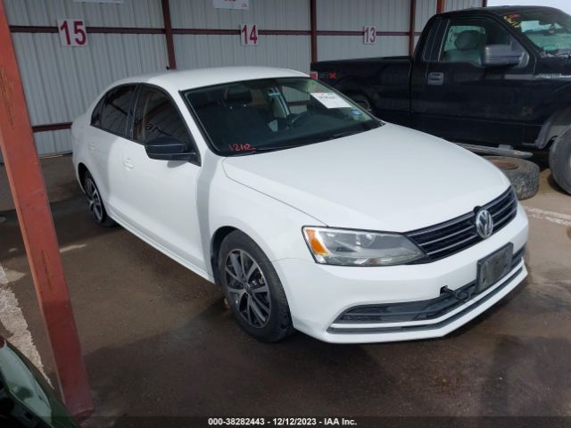 VOLKSWAGEN JETTA 2016 3vwd67aj4gm252483