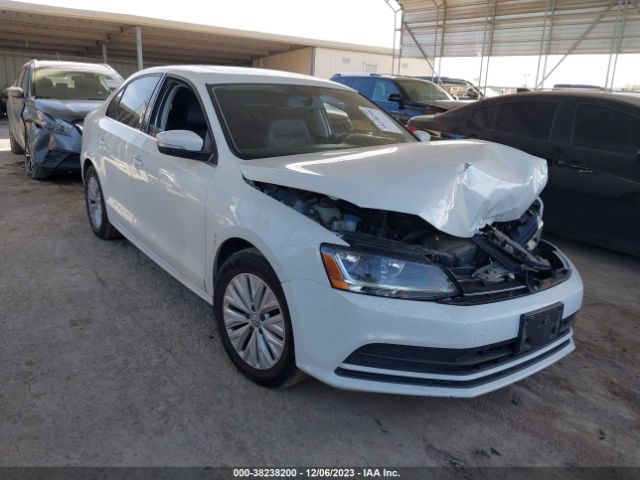 VOLKSWAGEN JETTA 2017 3vwdb7aj0hm339164