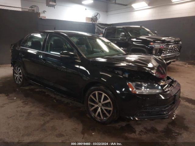 VOLKSWAGEN JETTA 2017 3vwdb7aj0hm396402