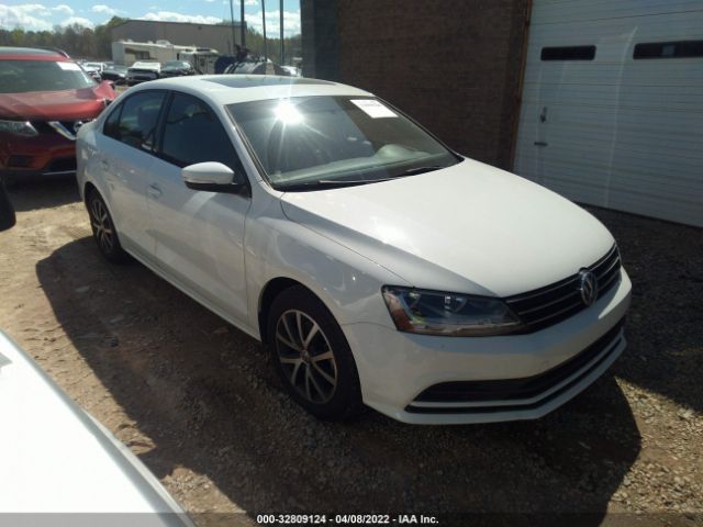 VOLKSWAGEN JETTA 2017 3vwdb7aj1hm290038