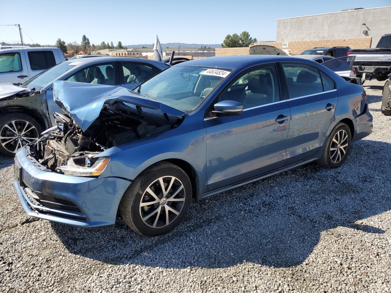 VOLKSWAGEN JETTA 2017 3vwdb7aj1hm412364