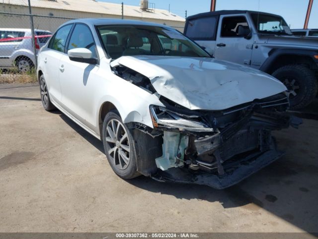 VOLKSWAGEN JETTA 2017 3vwdb7aj2hm237462