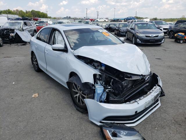 VOLKSWAGEN NULL 2017 3vwdb7aj2hm335570