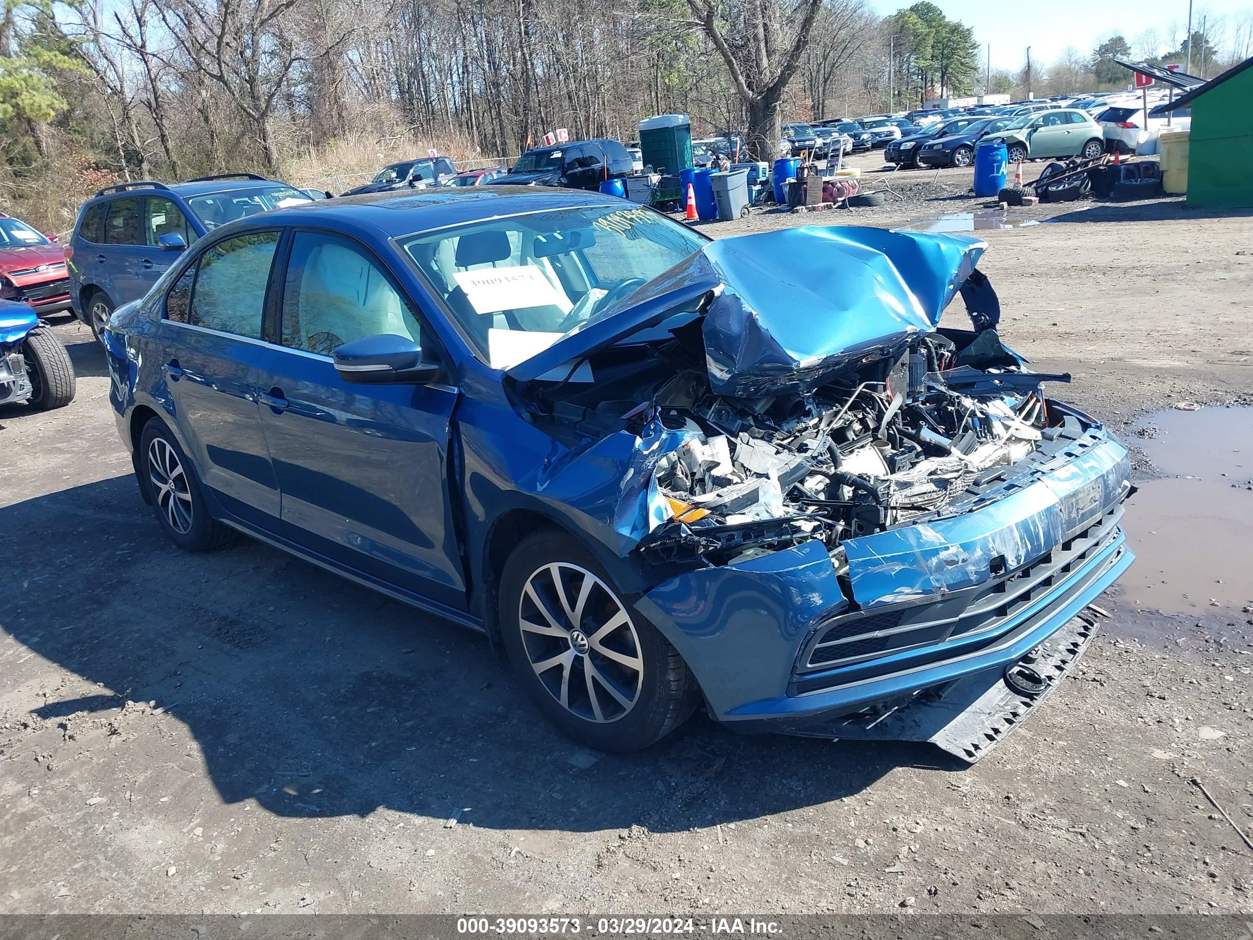 VOLKSWAGEN JETTA 2017 3vwdb7aj3hm219200