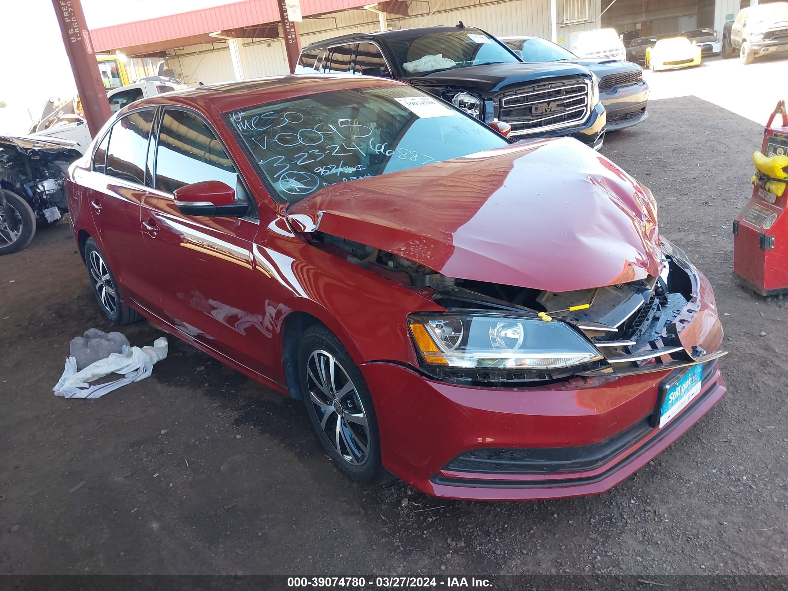 VOLKSWAGEN JETTA 2017 3vwdb7aj4hm220095