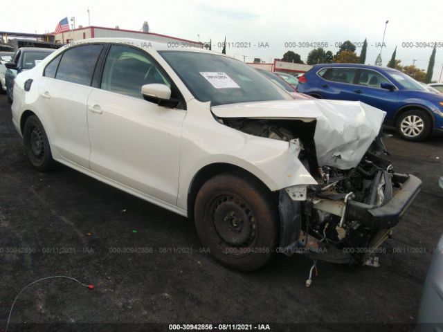 VOLKSWAGEN JETTA 2017 3vwdb7aj4hm338390