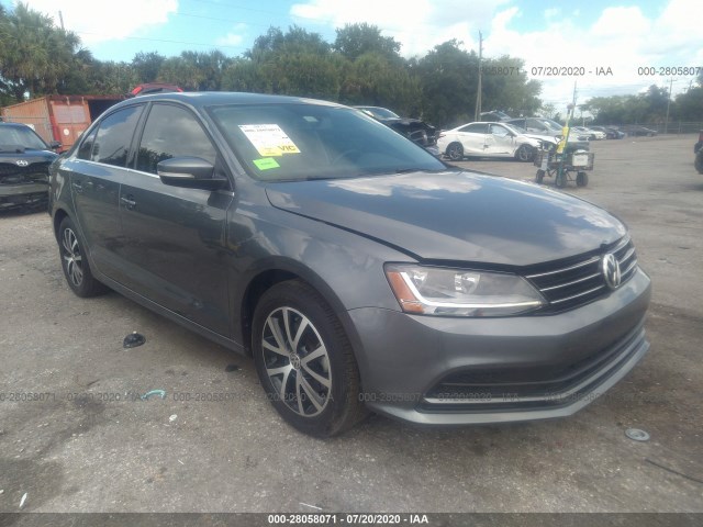 VOLKSWAGEN JETTA 2017 3vwdb7aj4hm393048