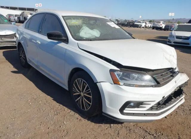 VOLKSWAGEN JETTA 2018 3vwdb7aj4jm236996