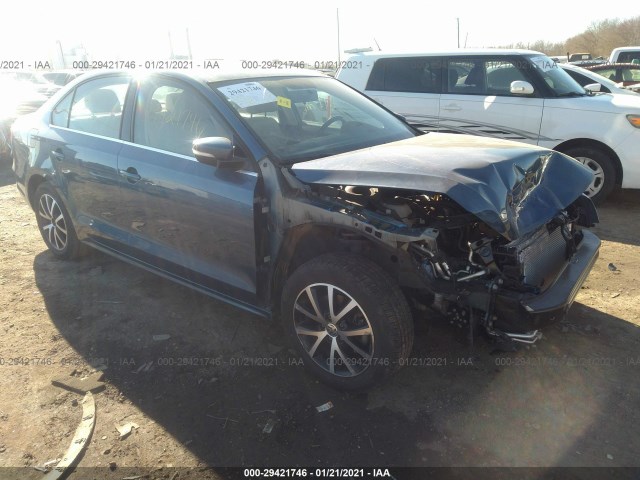 VOLKSWAGEN JETTA 2018 3vwdb7aj4jm257198