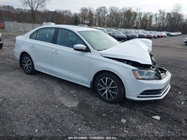 VOLKSWAGEN JETTA 2017 3vwdb7aj6hm241773