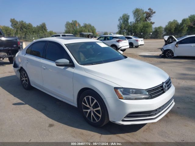 VOLKSWAGEN JETTA 2017 3vwdb7aj7hm218258