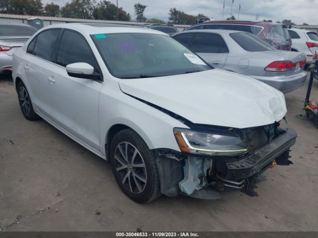 VOLKSWAGEN JETTA 2017 3vwdb7aj7hm237022