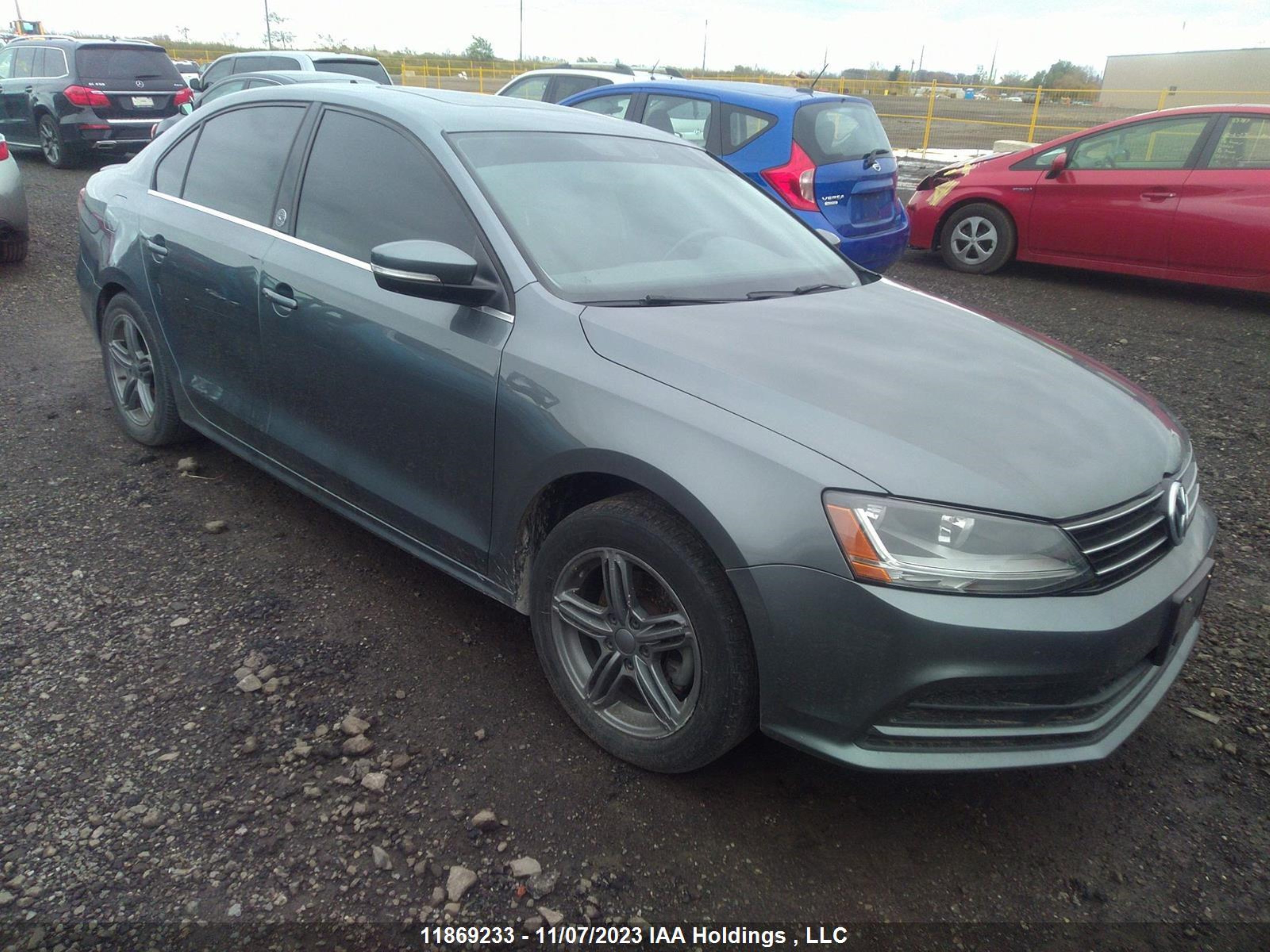 VOLKSWAGEN JETTA 2017 3vwdb7aj7hm329649