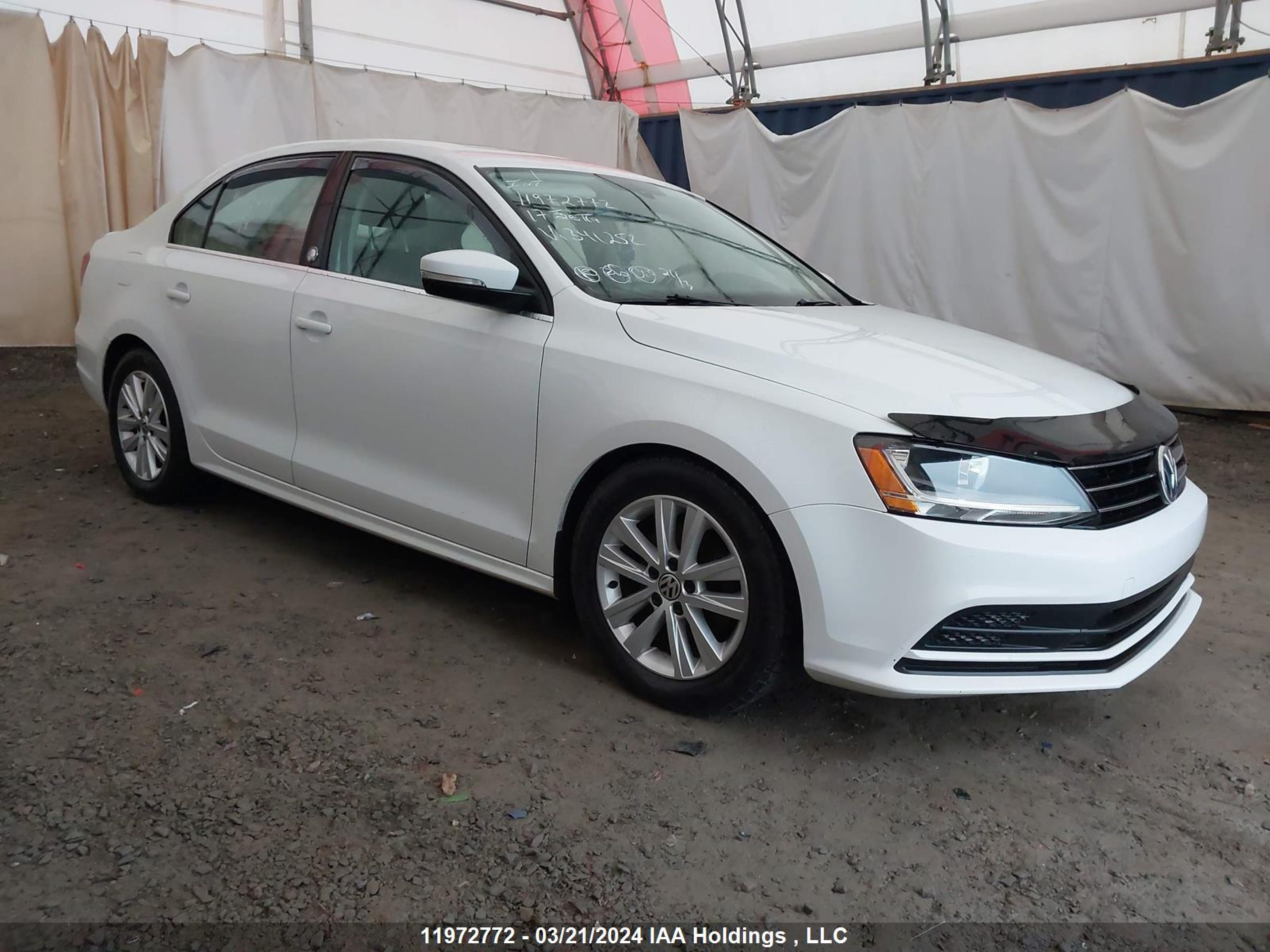 VOLKSWAGEN JETTA 2017 3vwdb7aj7hm341252