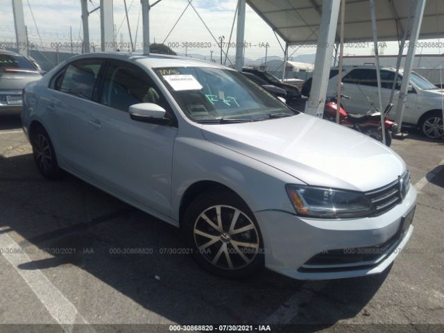 VOLKSWAGEN JETTA 2017 3vwdb7aj7hm358990