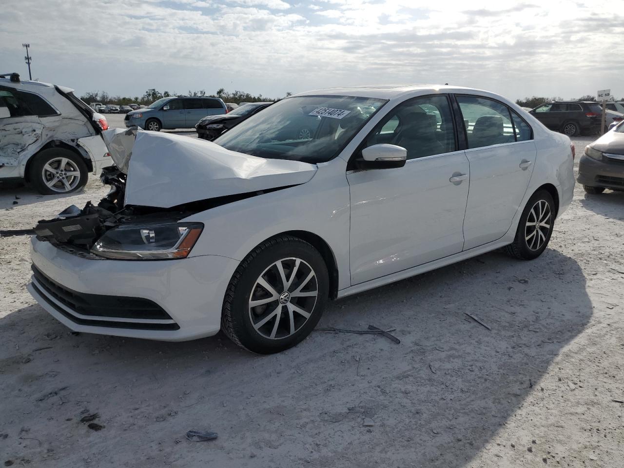 VOLKSWAGEN JETTA 2017 3vwdb7aj9hm258325