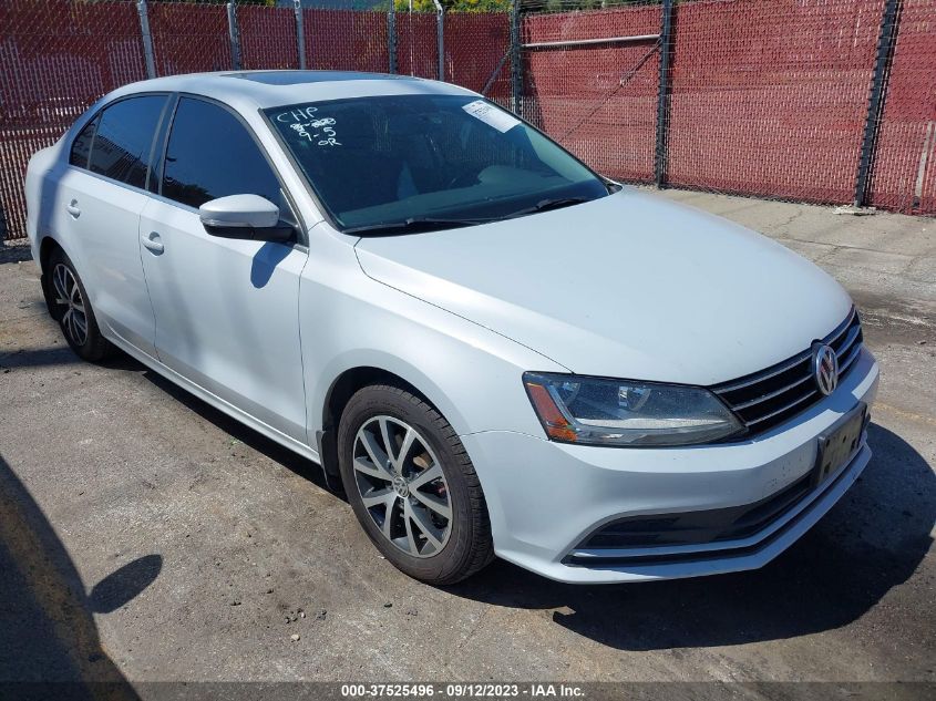 VOLKSWAGEN JETTA 2017 3vwdb7ajxhm348650