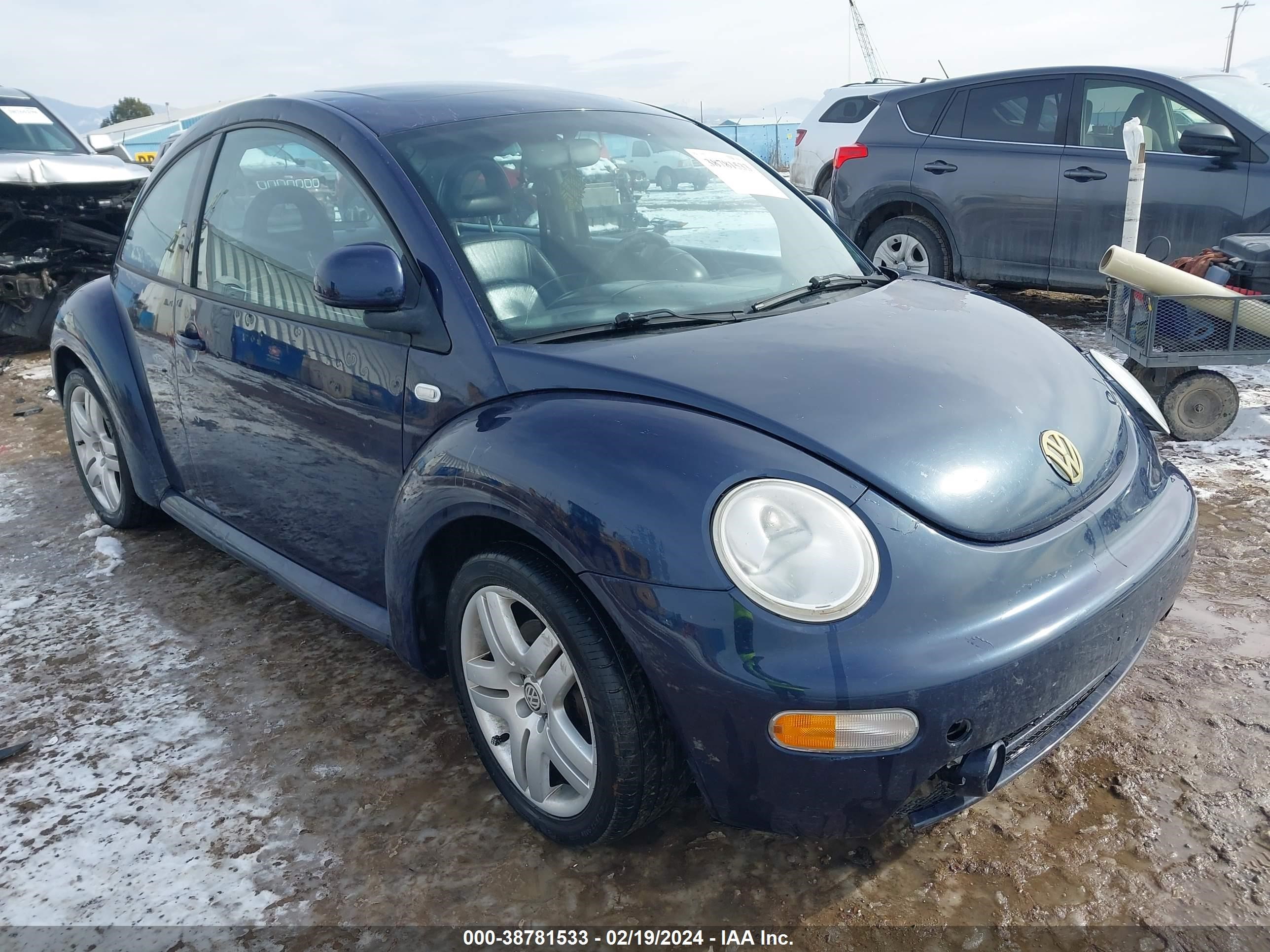 VOLKSWAGEN BEETLE 2000 3vwdd21c0ym428960