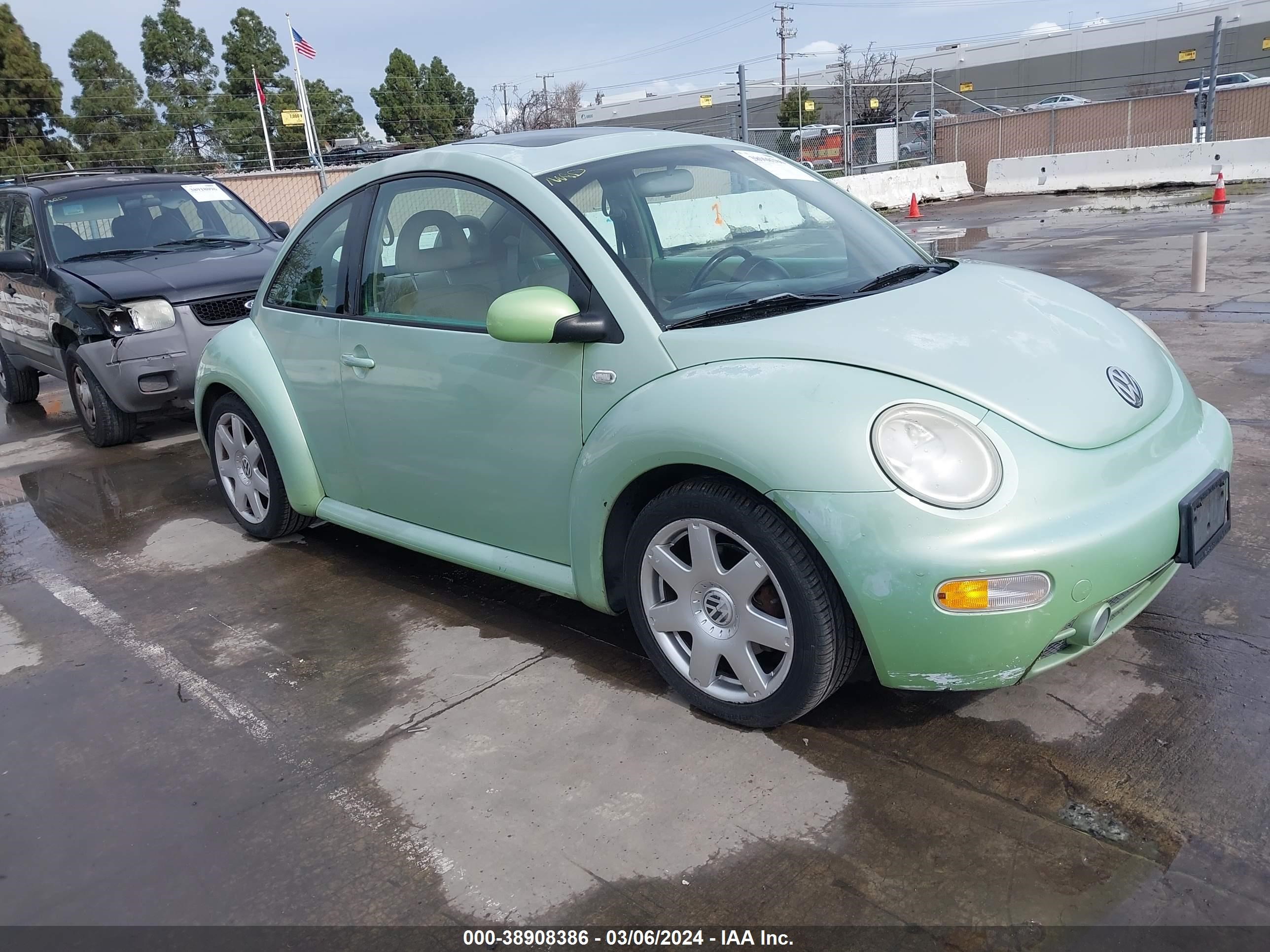 VOLKSWAGEN BEETLE 2001 3vwdd21c21m467314