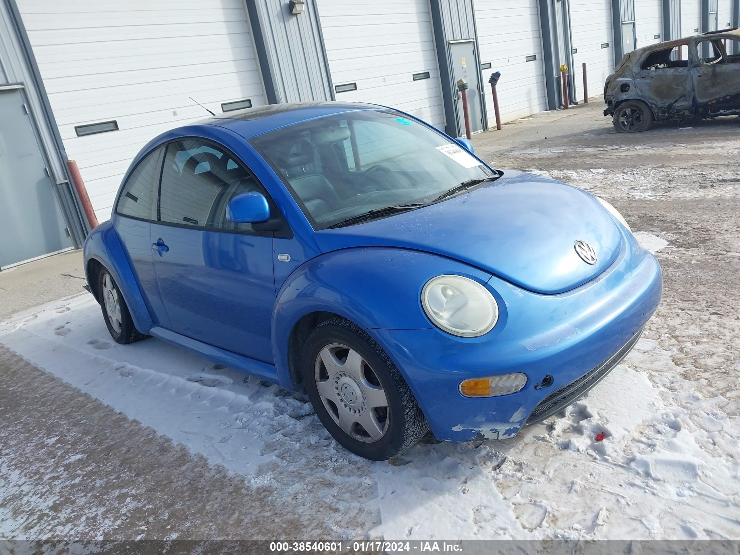 VOLKSWAGEN BEETLE 2000 3vwdd21c6ym443964