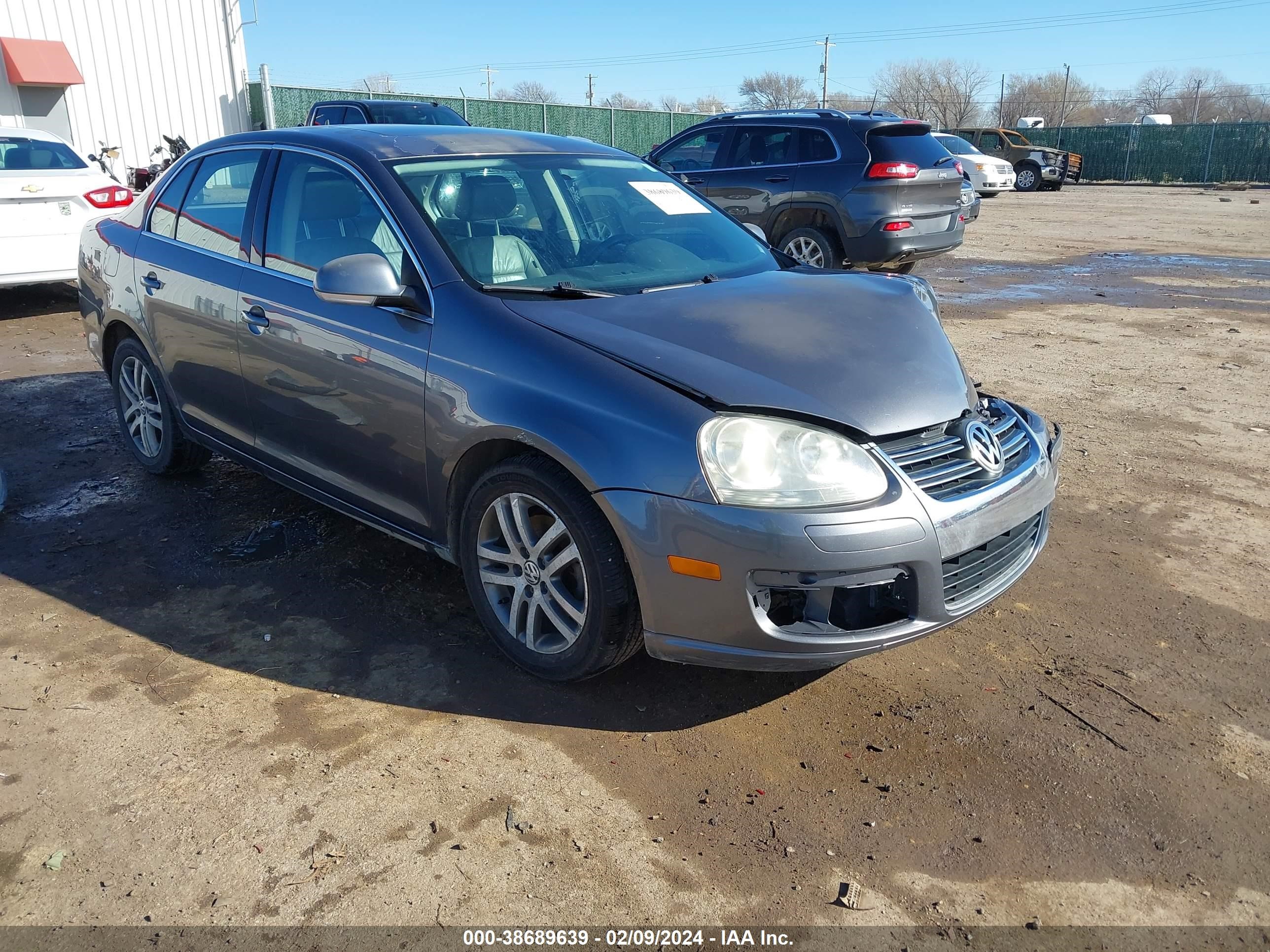 VOLKSWAGEN JETTA 2006 3vwdf71k46m628252