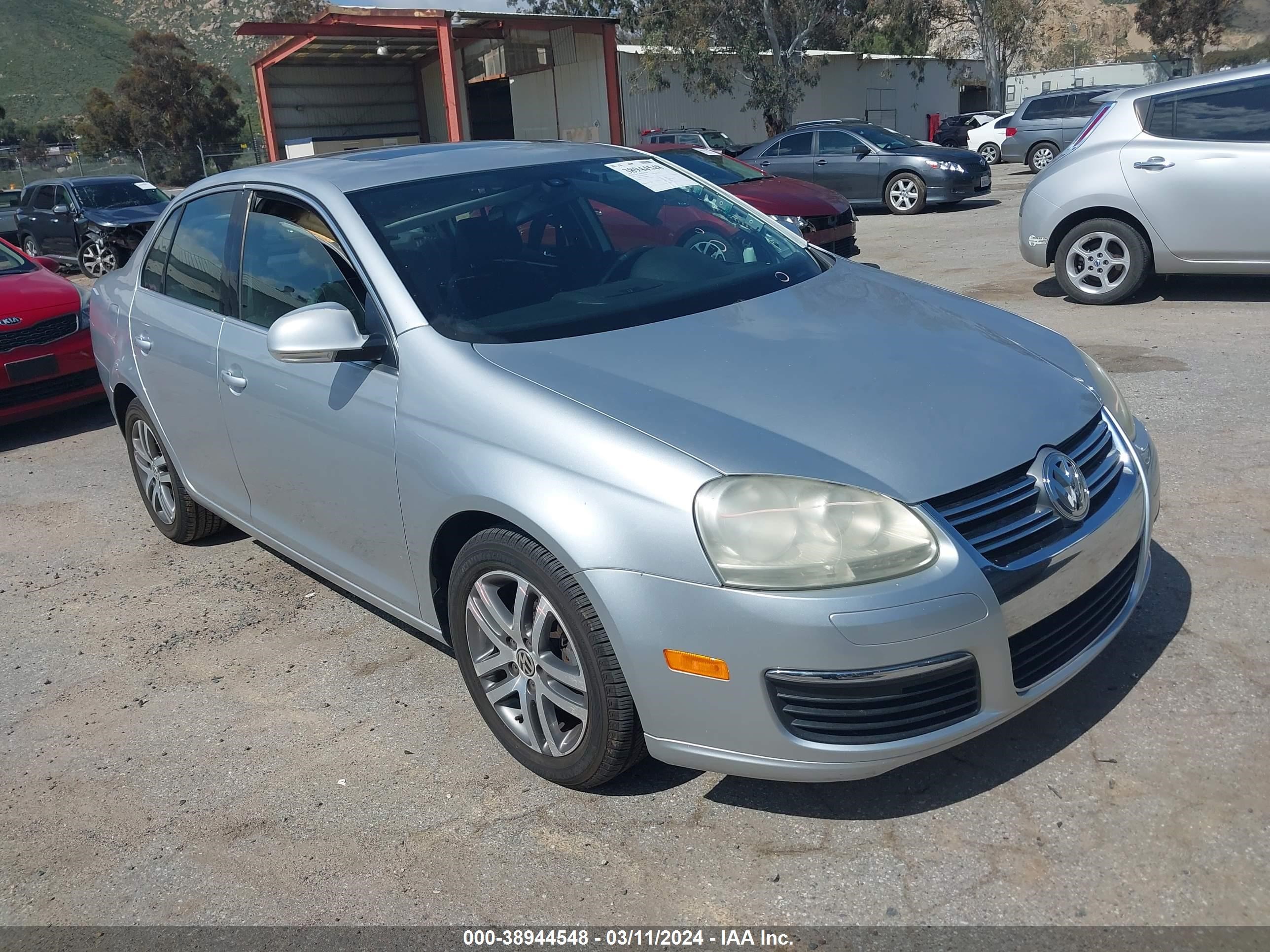 VOLKSWAGEN JETTA 2005 3vwdg71k25m609064