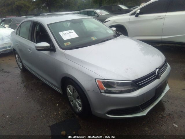 VOLKSWAGEN NULL 2013 3vwdp7aj0dm453077