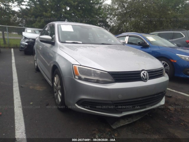 VOLKSWAGEN NULL 2012 3vwdp7aj3cm096704