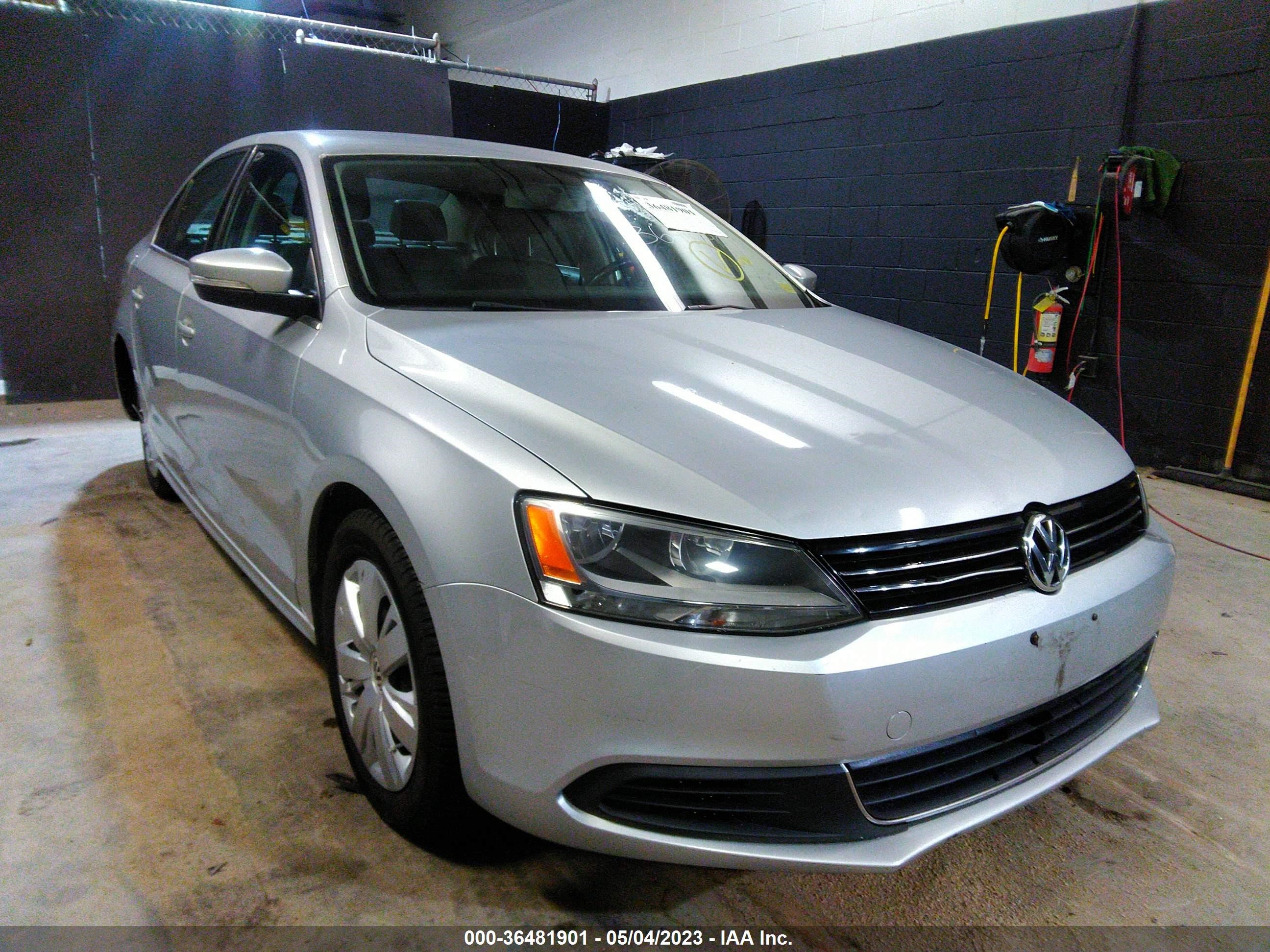 VOLKSWAGEN JETTA 2013 3vwdp7aj3dm353541