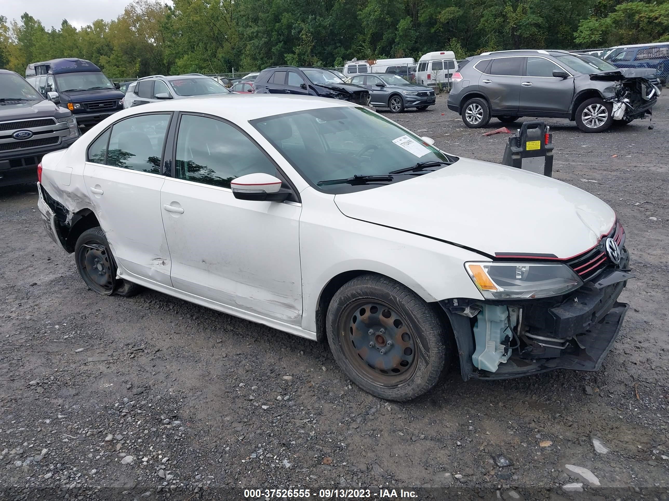 VOLKSWAGEN JETTA 2013 3vwdp7aj4dm407624