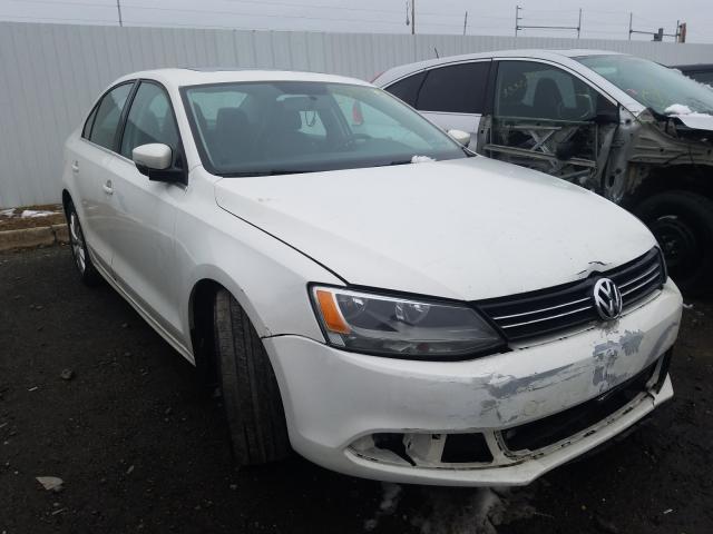 VOLKSWAGEN NULL 2013 3vwdp7aj5dm449882