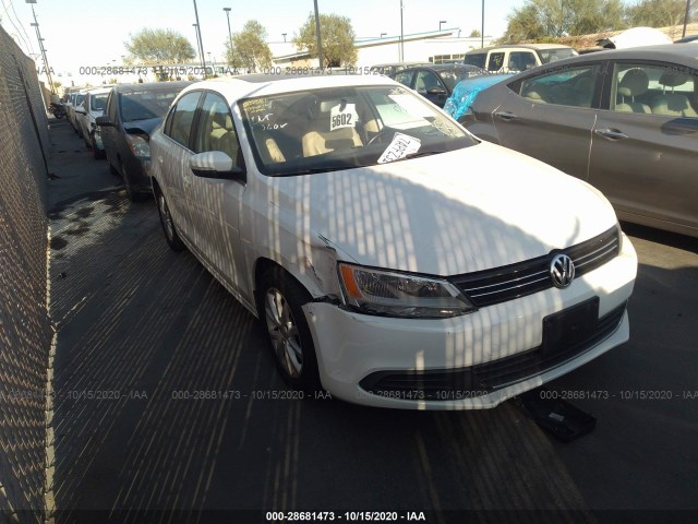 VOLKSWAGEN NULL 2013 3vwdp7aj7dm285261