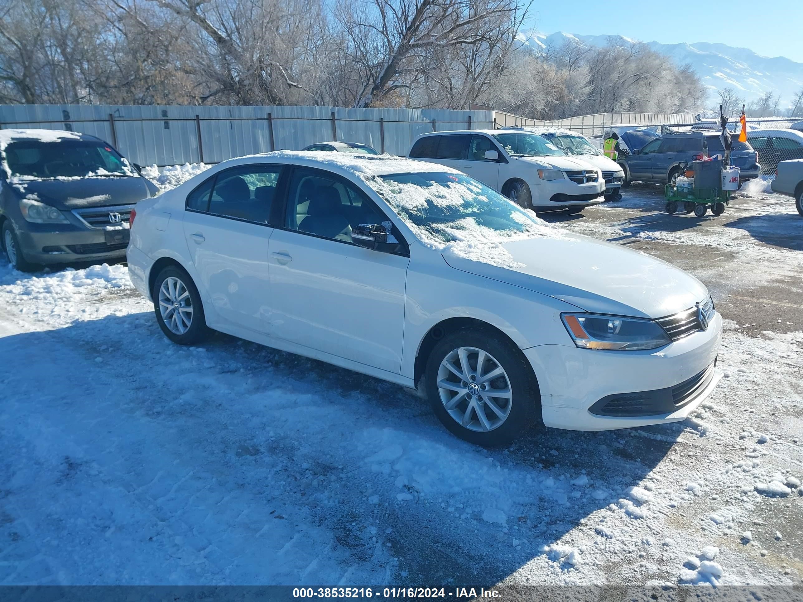 VOLKSWAGEN JETTA 2012 3vwdp7aj8cm411447