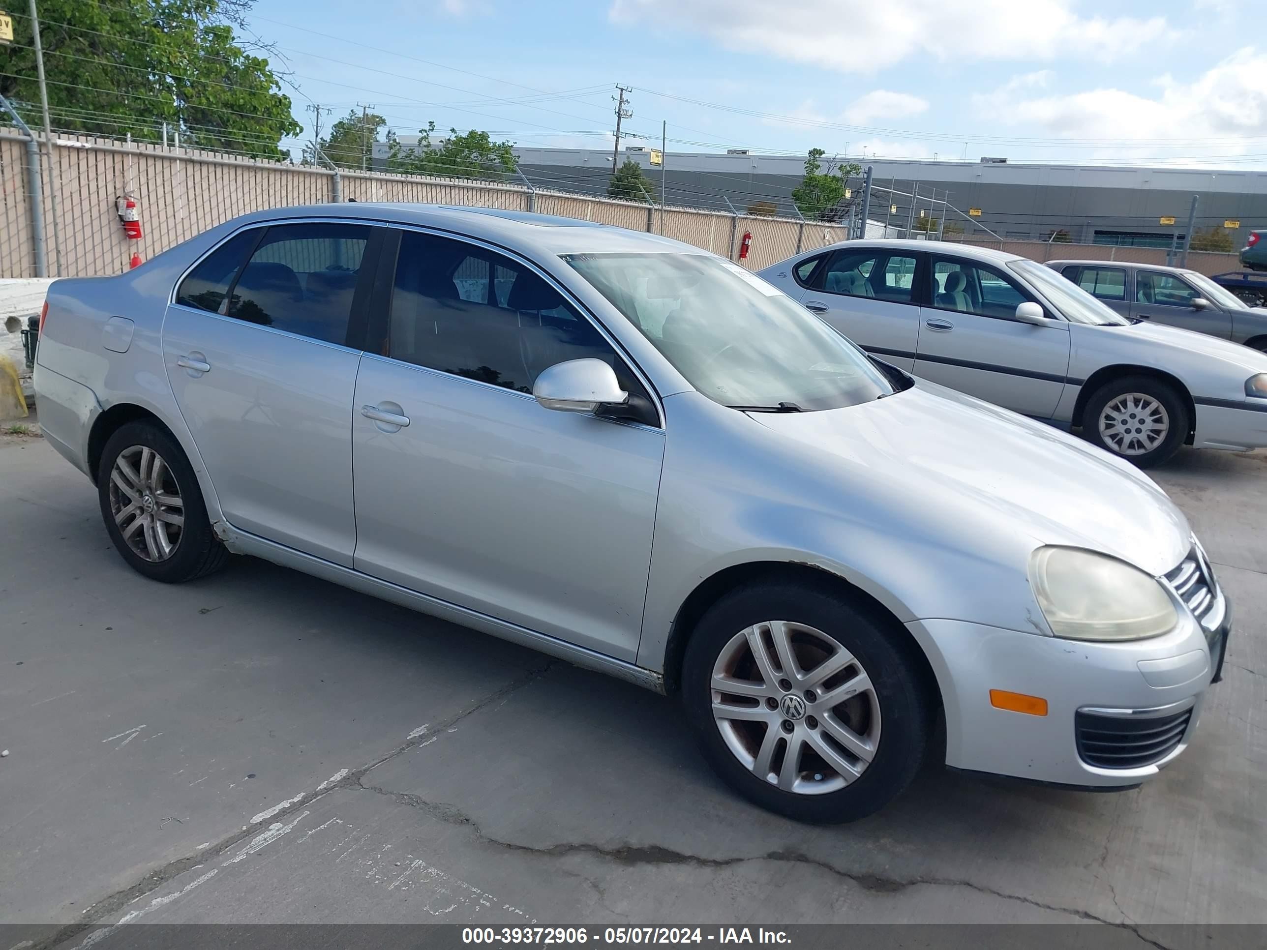 VOLKSWAGEN JETTA 2006 3vwdt71k86m016449