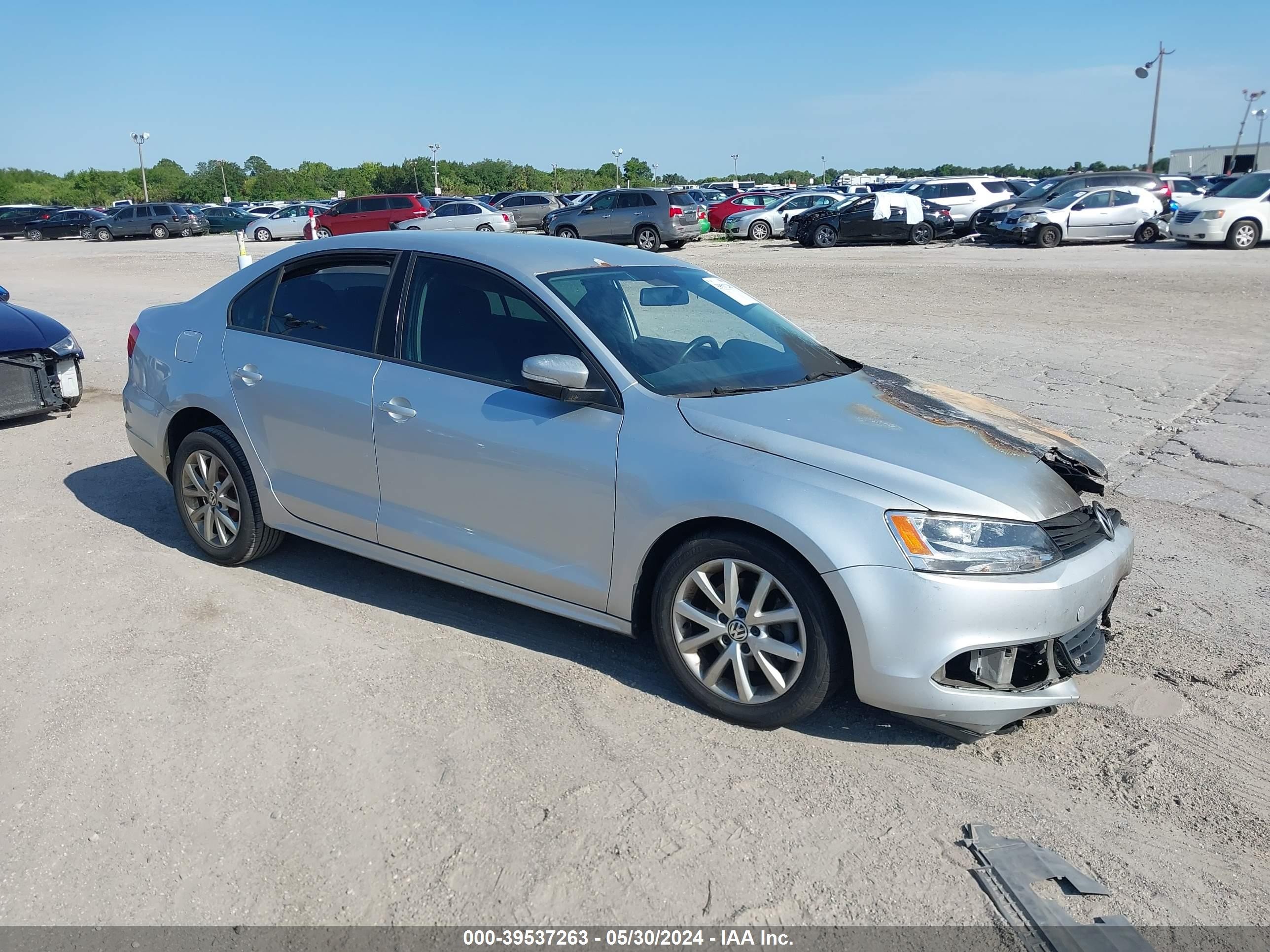 VOLKSWAGEN JETTA 2011 3vwdx7aj2bm335982