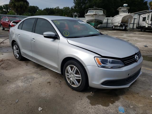 VOLKSWAGEN NULL 2013 3vwdx7aj4dm294256