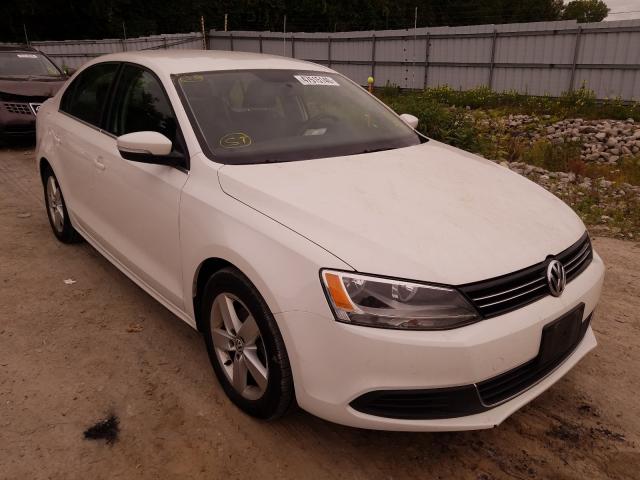 VOLKSWAGEN JETTA SE 2013 3vwdx7aj4dm368405