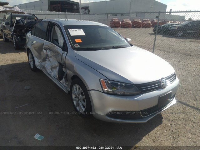 VOLKSWAGEN NULL 2013 3vwdx7aj4dm400088